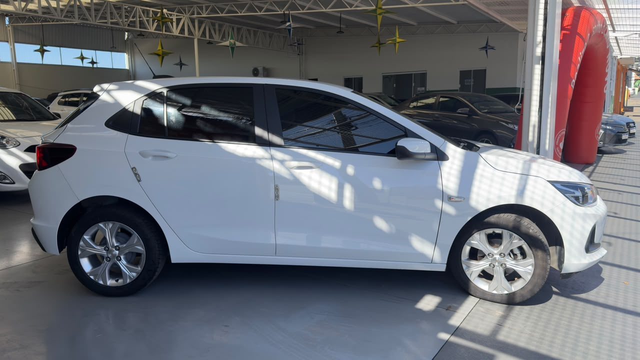 Gm Onix Hatch Ltz - Autom (Consig) — foto 4