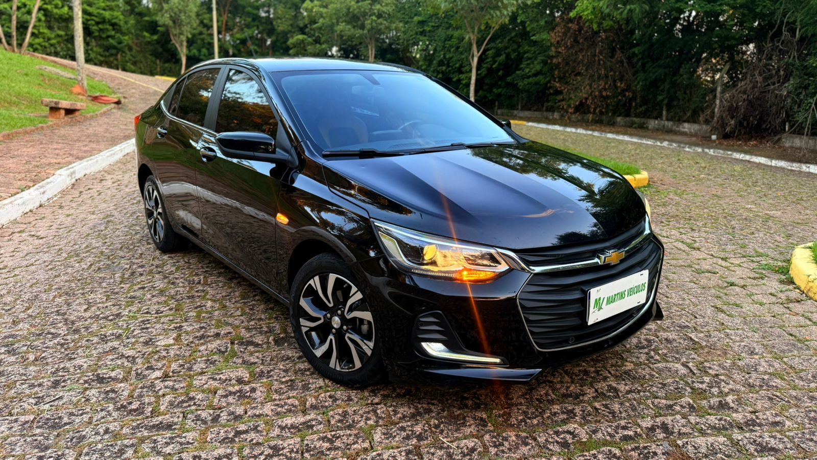 Gm Onix Sedan Plus Premier - Autom — foto 2