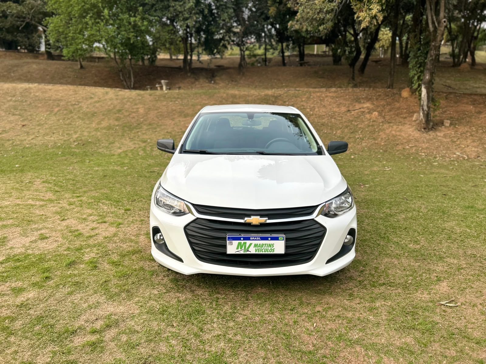 Gm Onix Hatch — foto 3