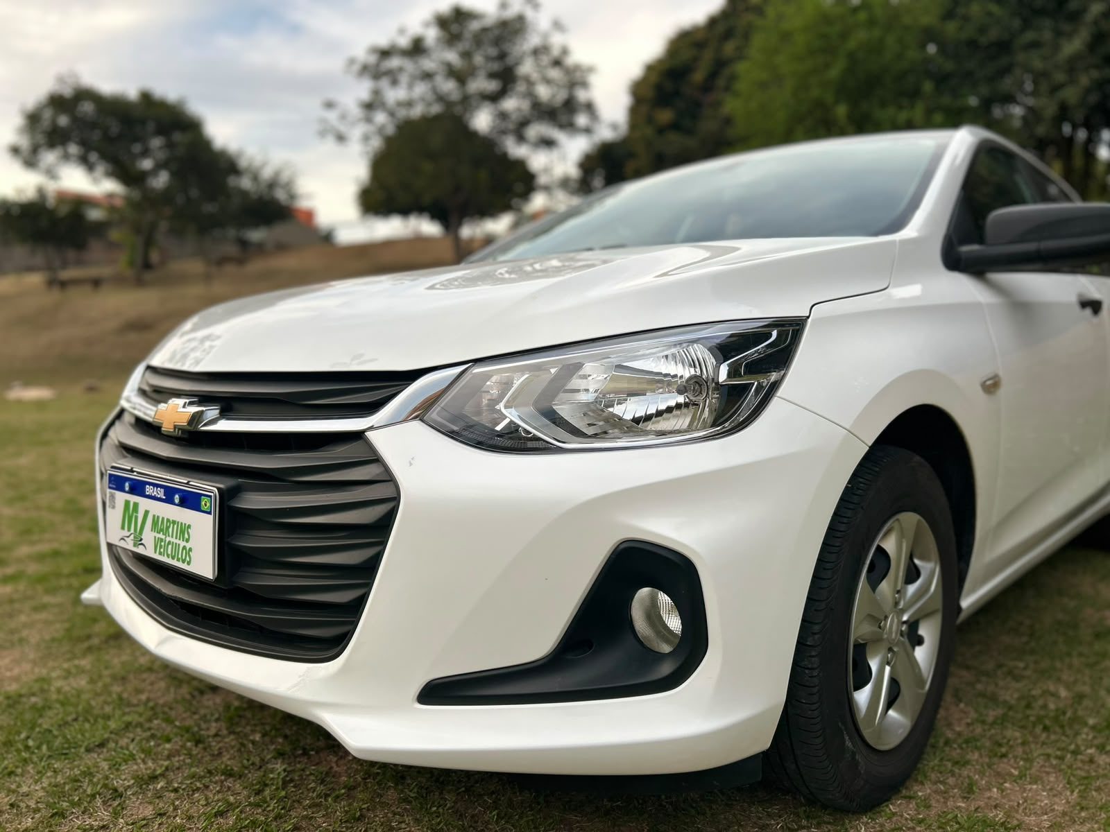 Gm Onix Hatch — foto 7