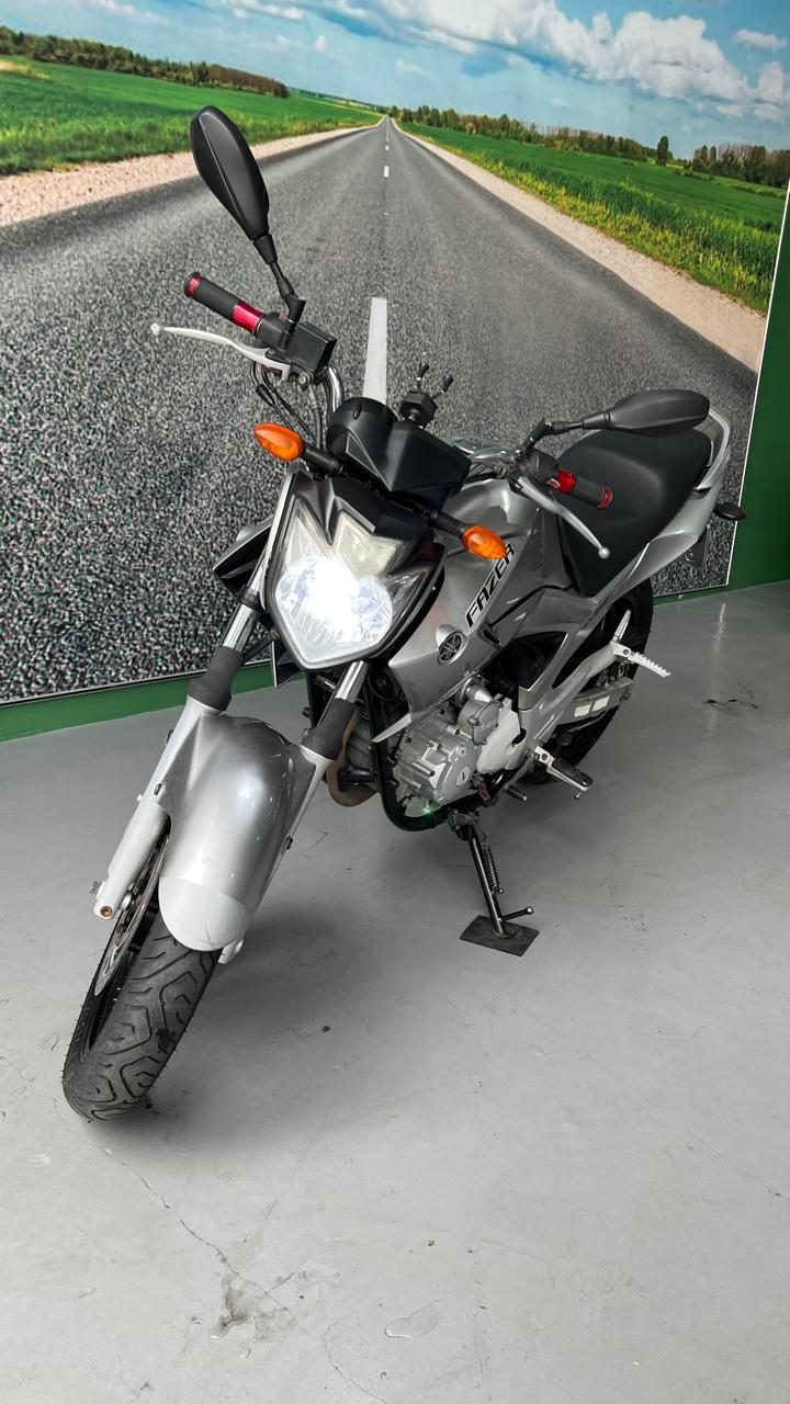 Yamaha Fazer Ys 250 — foto 3