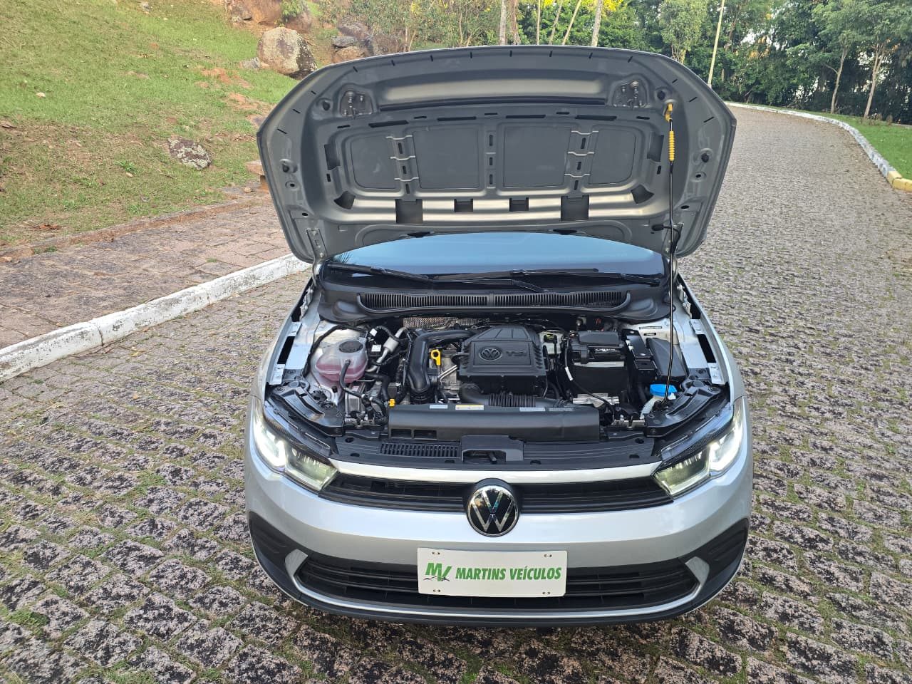 Vw Polo Comfortline Tsi - Autom — foto 4