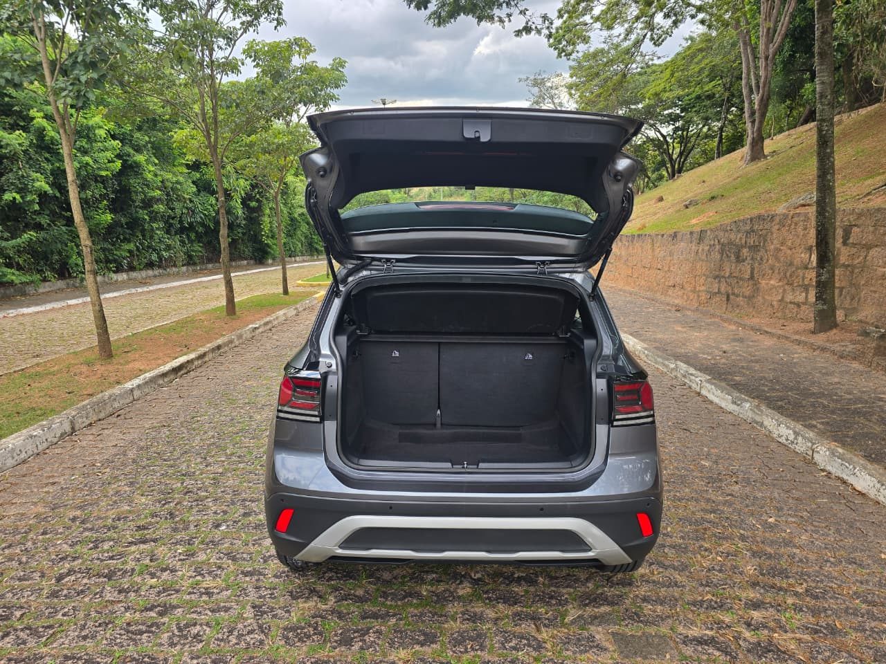 Vw T-Cross Highline 250 Tsi - Autom — foto 2