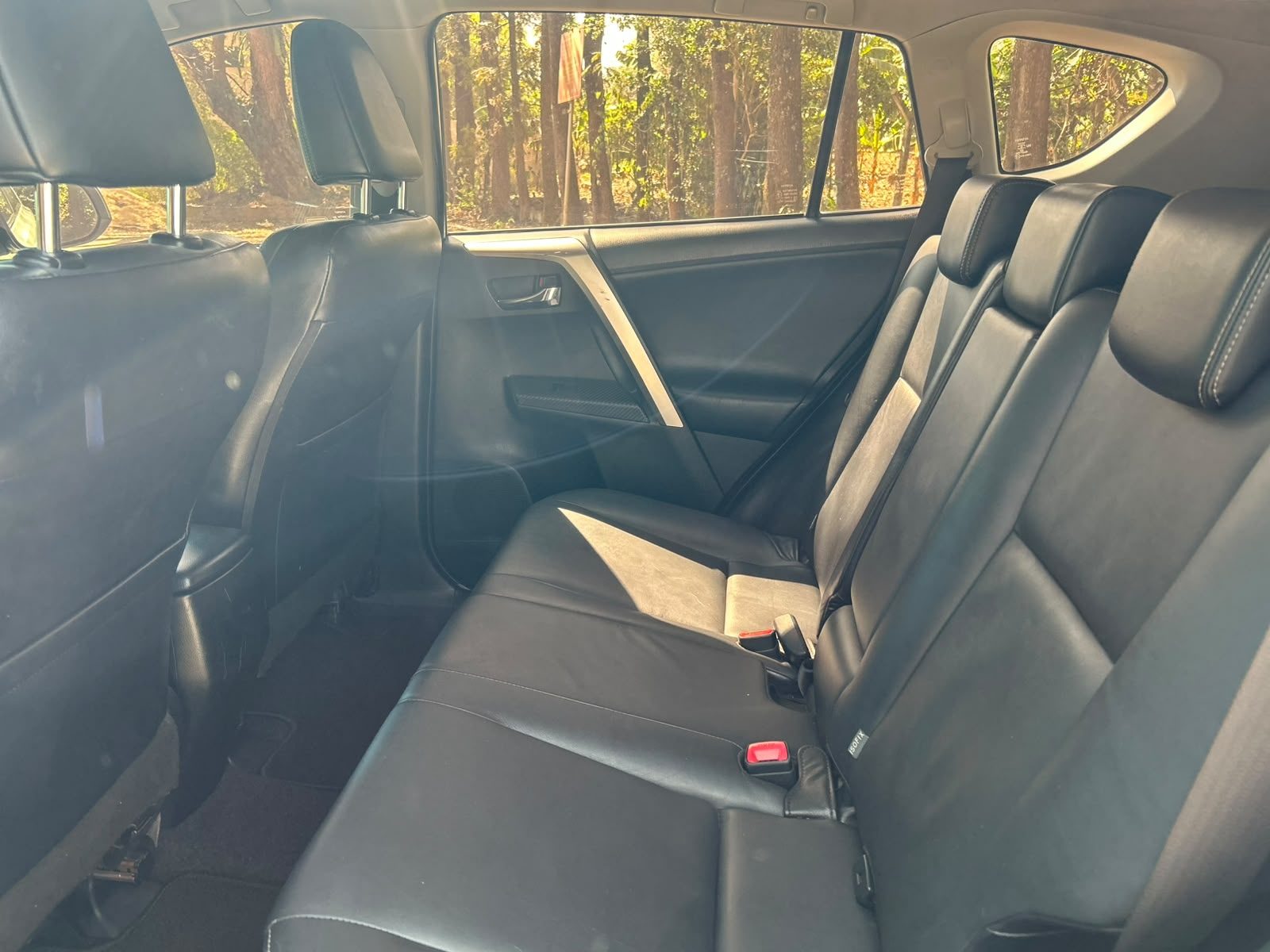 Toyota Rav4 4X4 - Autom (Consig) — foto 10