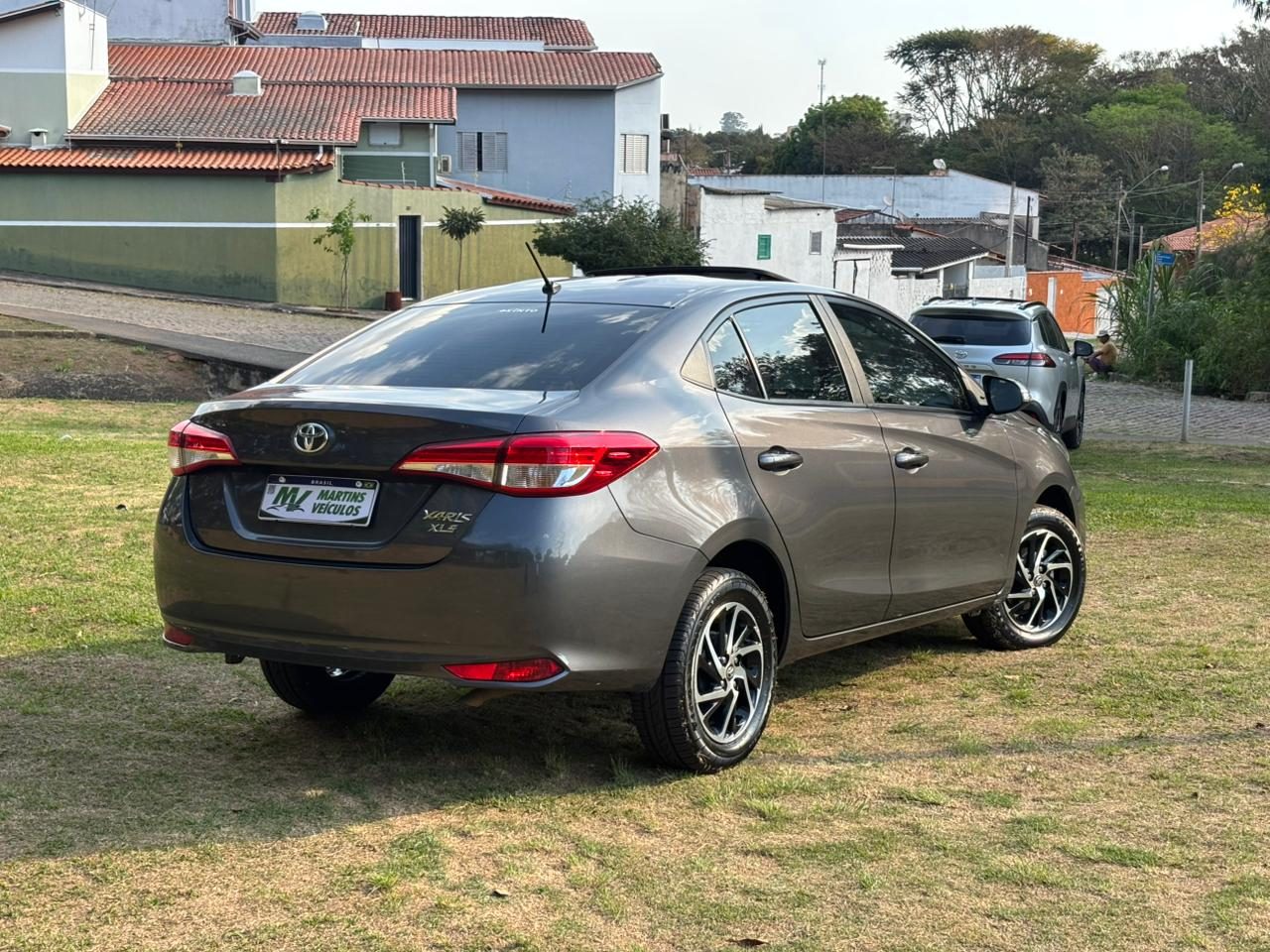 Toyota Yaris Sedan Xls - Autom — foto 7