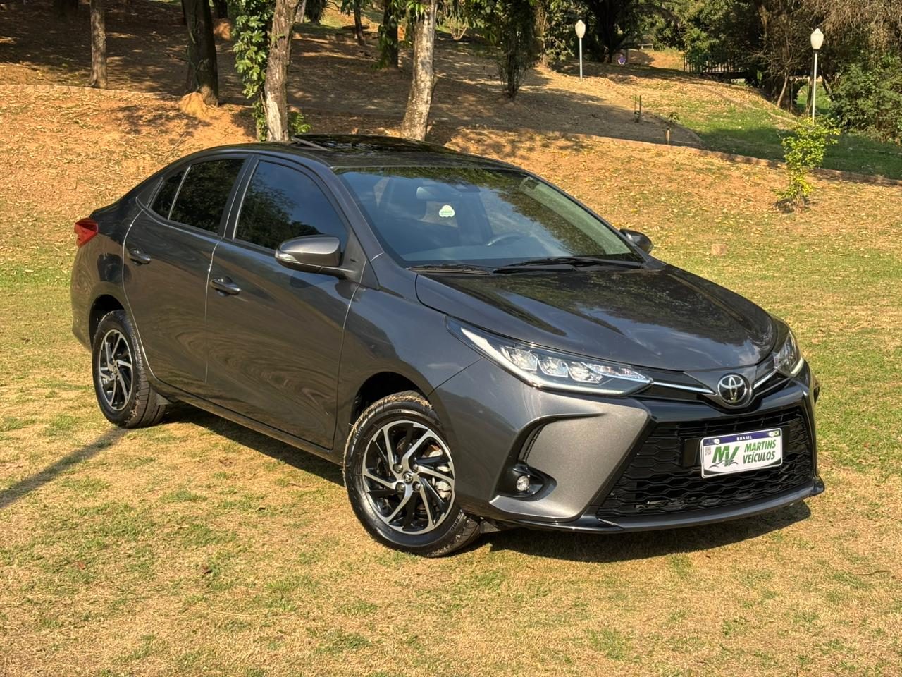 Toyota Yaris Sedan Xls - Autom — foto 8