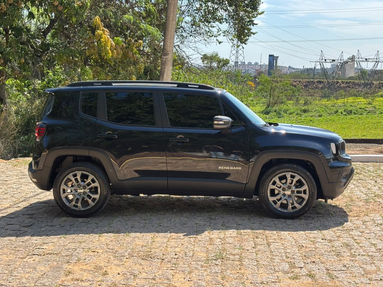 Jeep Renegade Longitude T270 4X2 - At — foto 8