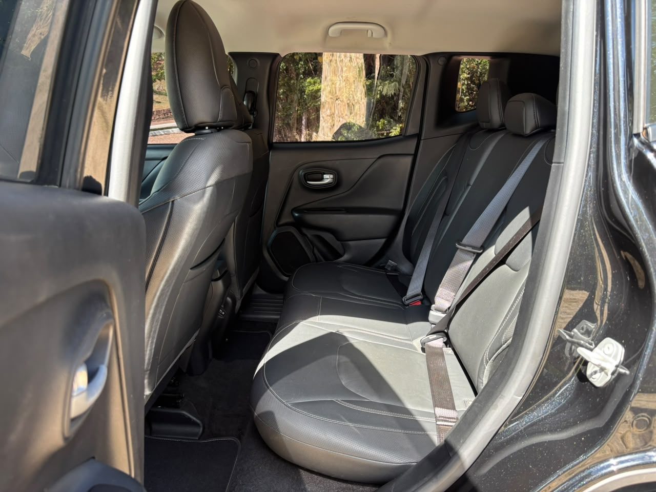 Jeep Renegade Longitude T270 4X2 - At — foto 10