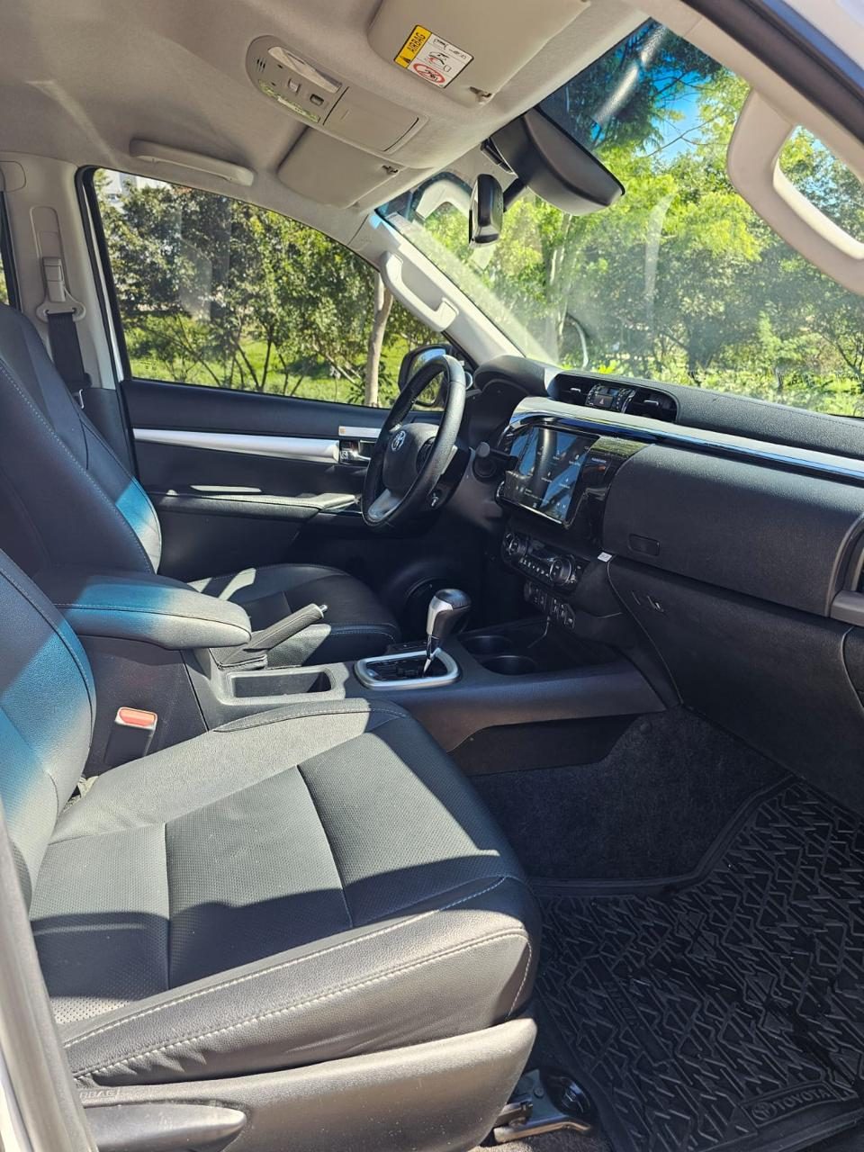 Toyota Hilux Cd Srx 4X4 Tdi Plus - Autom — foto 5