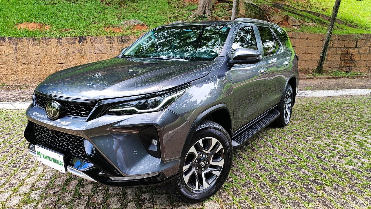 Toyota Hilux Sw4 Srx 4X4 Tdi - Autom — foto 2