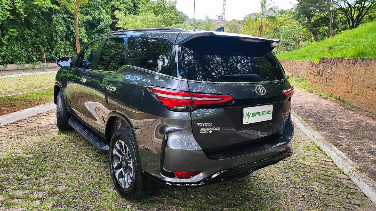 Toyota Hilux Sw4 Srx 4X4 Tdi - Autom — foto 8