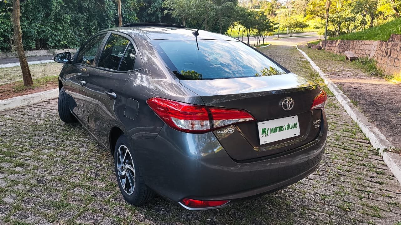 Toyota Yaris Sedan Xls - Autom — foto 7