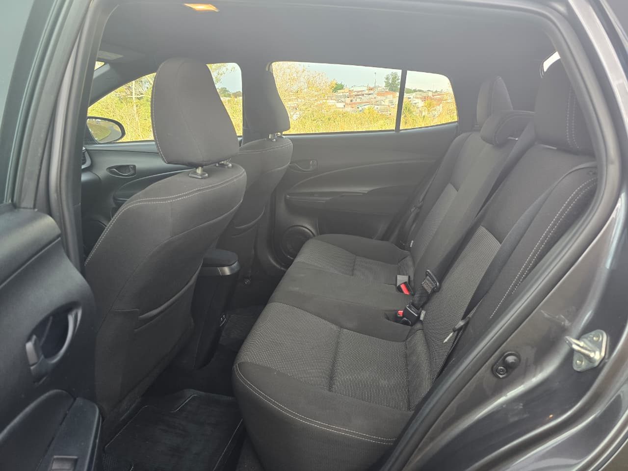 Toyota Yaris Hatch Xl - Autom — foto 4