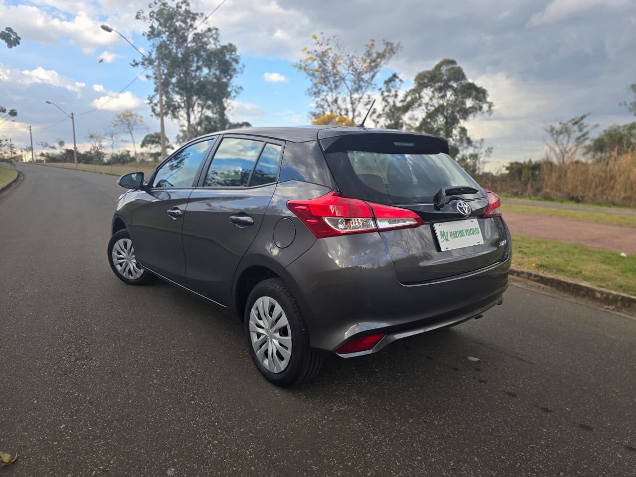 Toyota Yaris Hatch Xl - Autom — foto 8