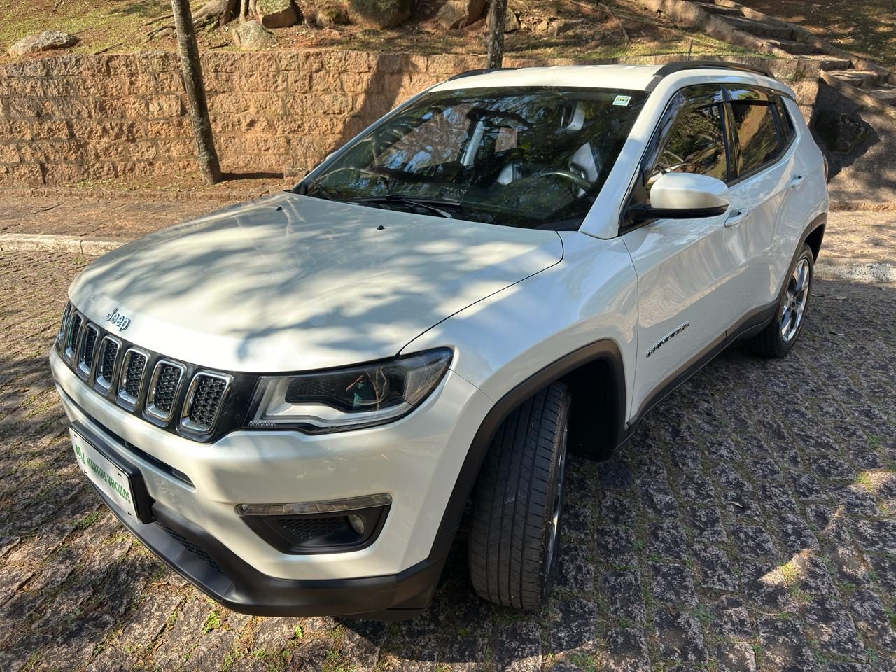 Jeep Compass Longitude 4X2 - Autom — foto 3