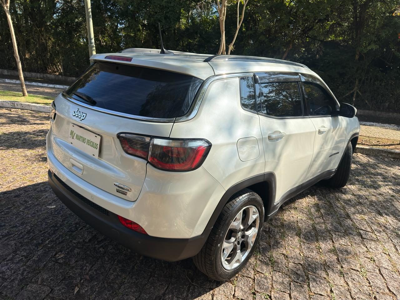 Jeep Compass Longitude 4X2 - Autom — foto 7