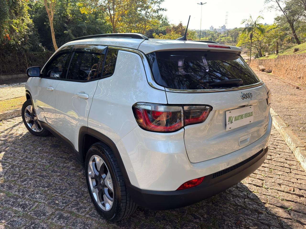 Jeep Compass Longitude 4X2 - Autom — foto 8