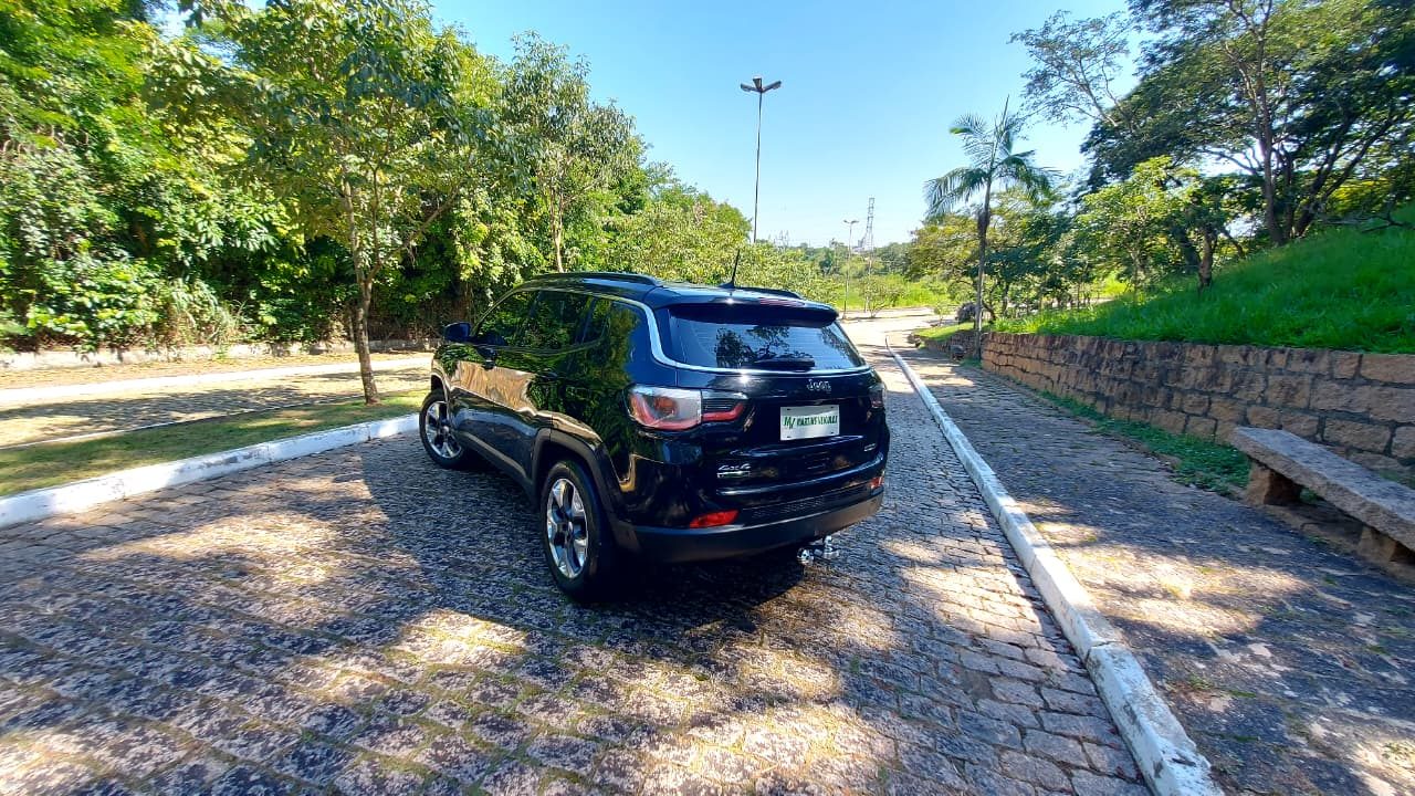 Jeep Compass Longitude 4X4 - Autom — foto 9