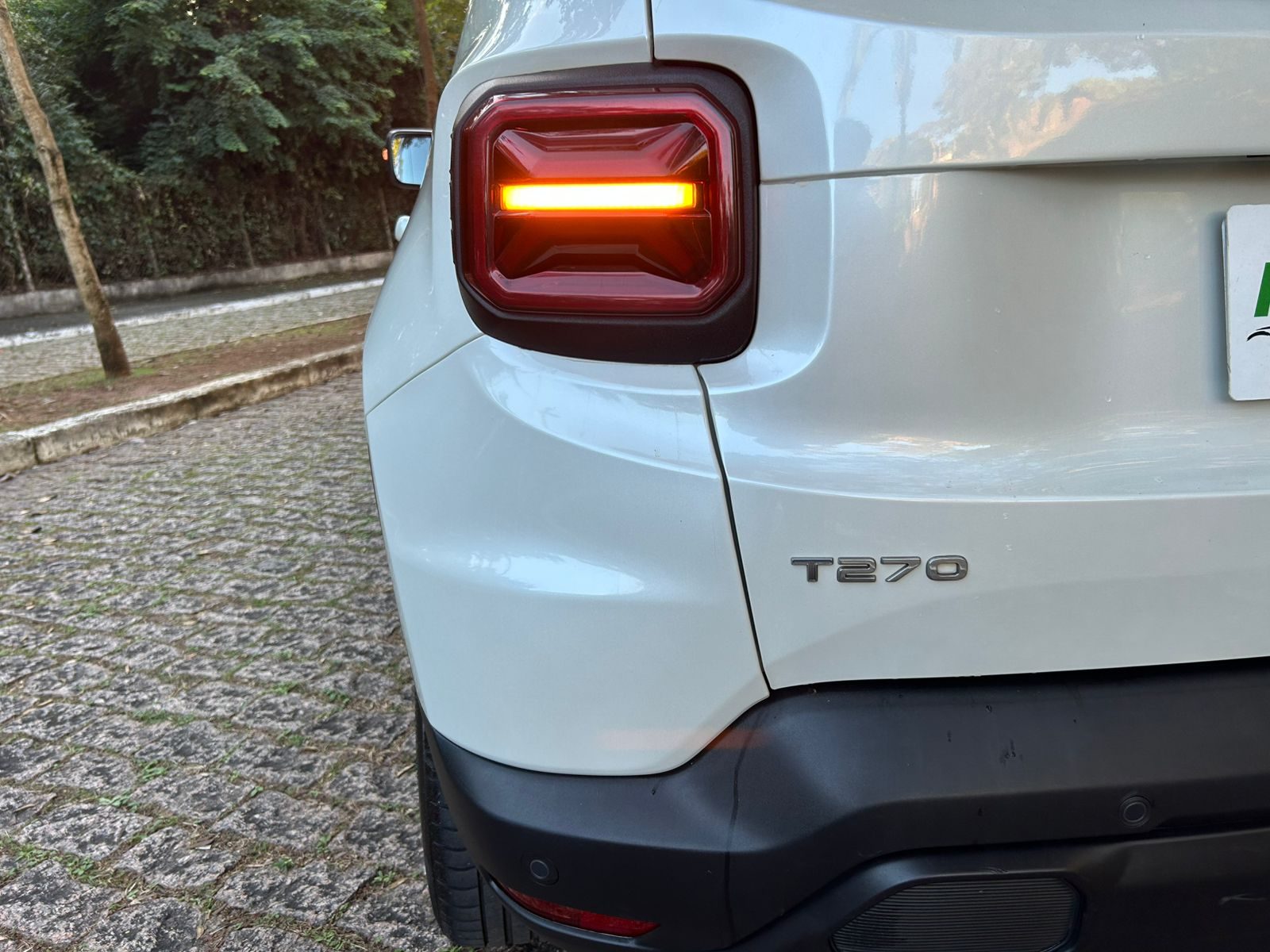 Jeep Renegade Longitude T270 4X2 - At — foto 8