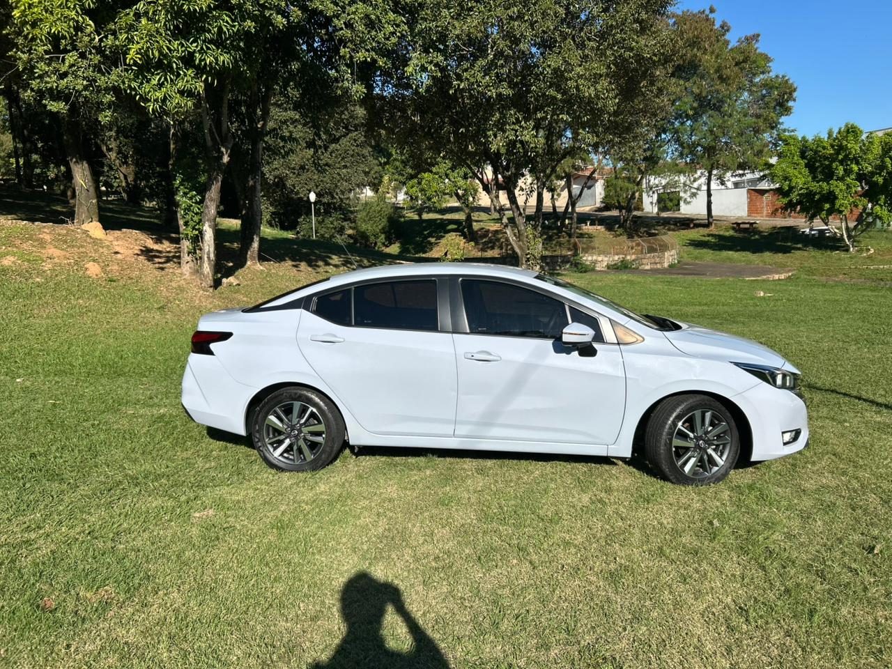 Nissan Versa Advance Cvt — foto 4