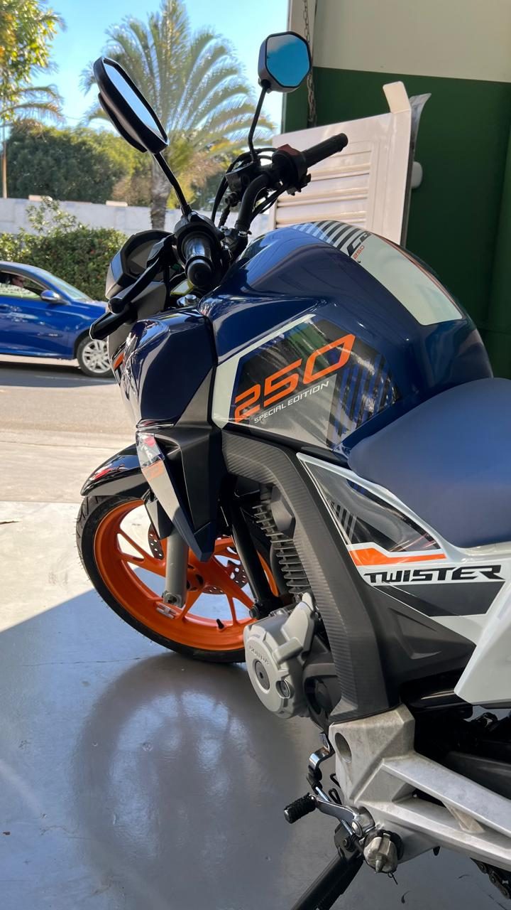 Honda Cb 250F Twister — foto 12